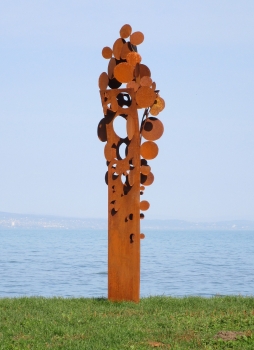 Abstractly outdoor sculpture steel